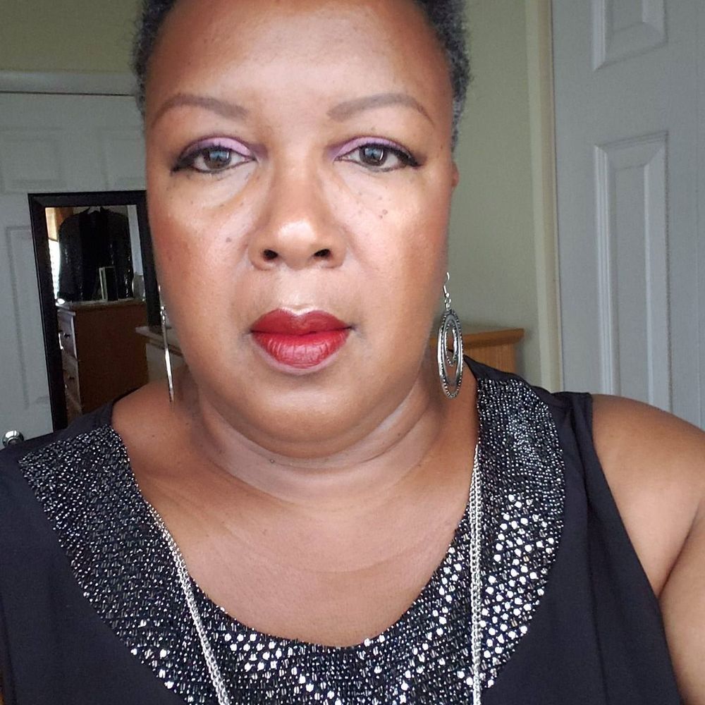 Meet your Posher, Janet